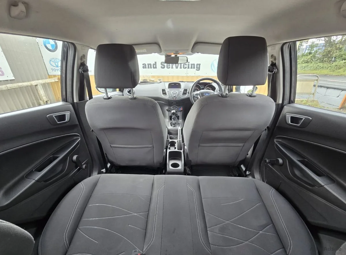 2016 Ford Fiesta – photo 17