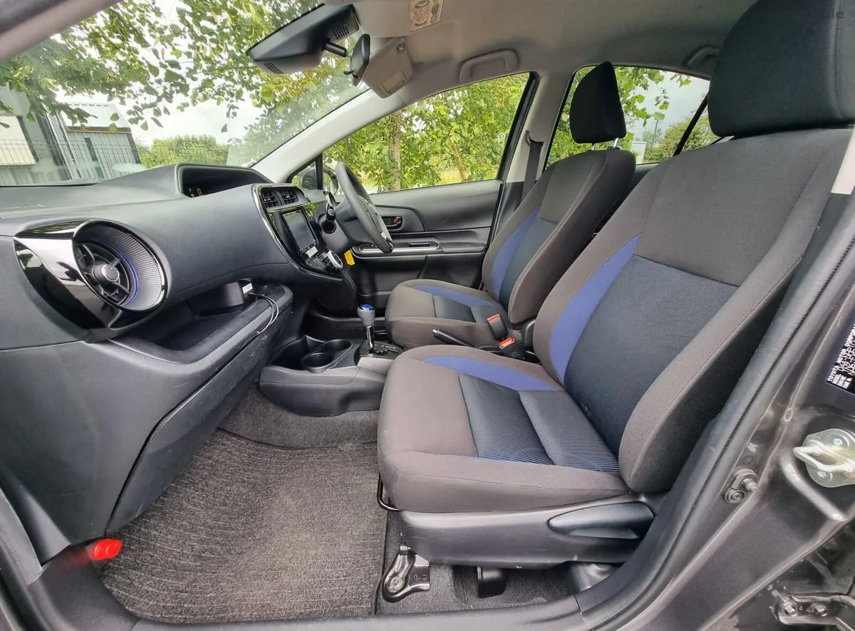 2019 Toyota Aqua – photo 19
