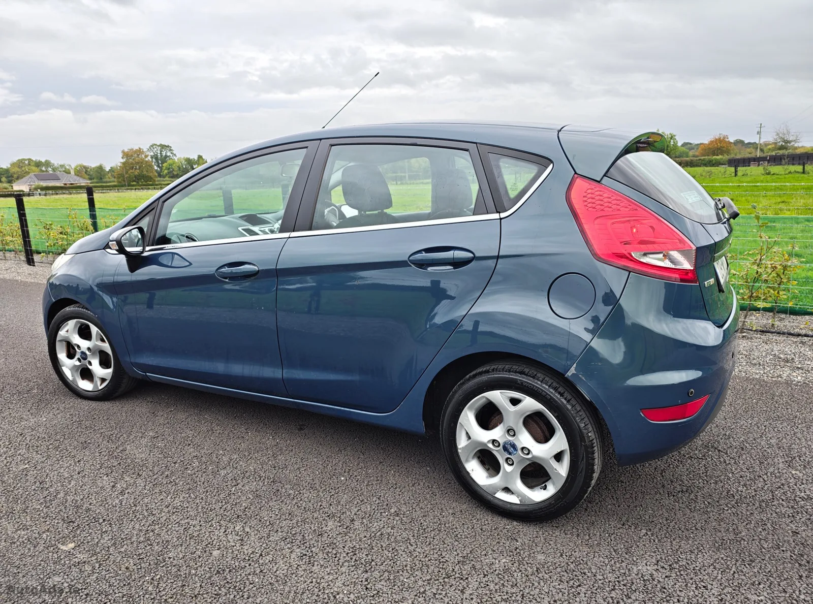 2009 Ford Fiesta – photo 5