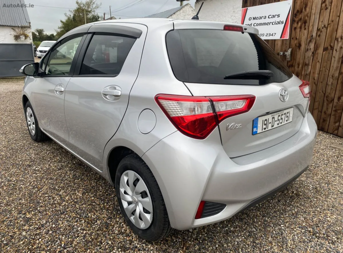2019 Toyota Vitz – photo 9