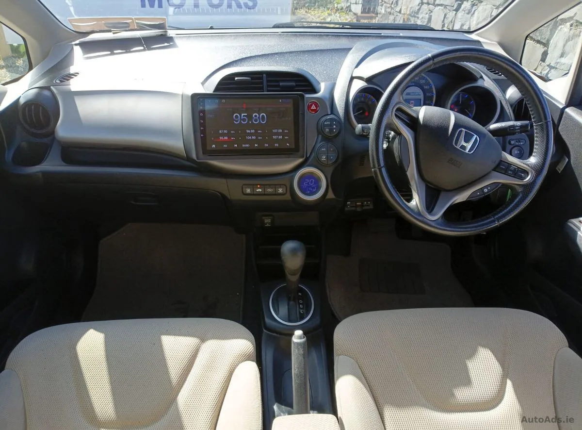 2012 Honda Fit – photo 11