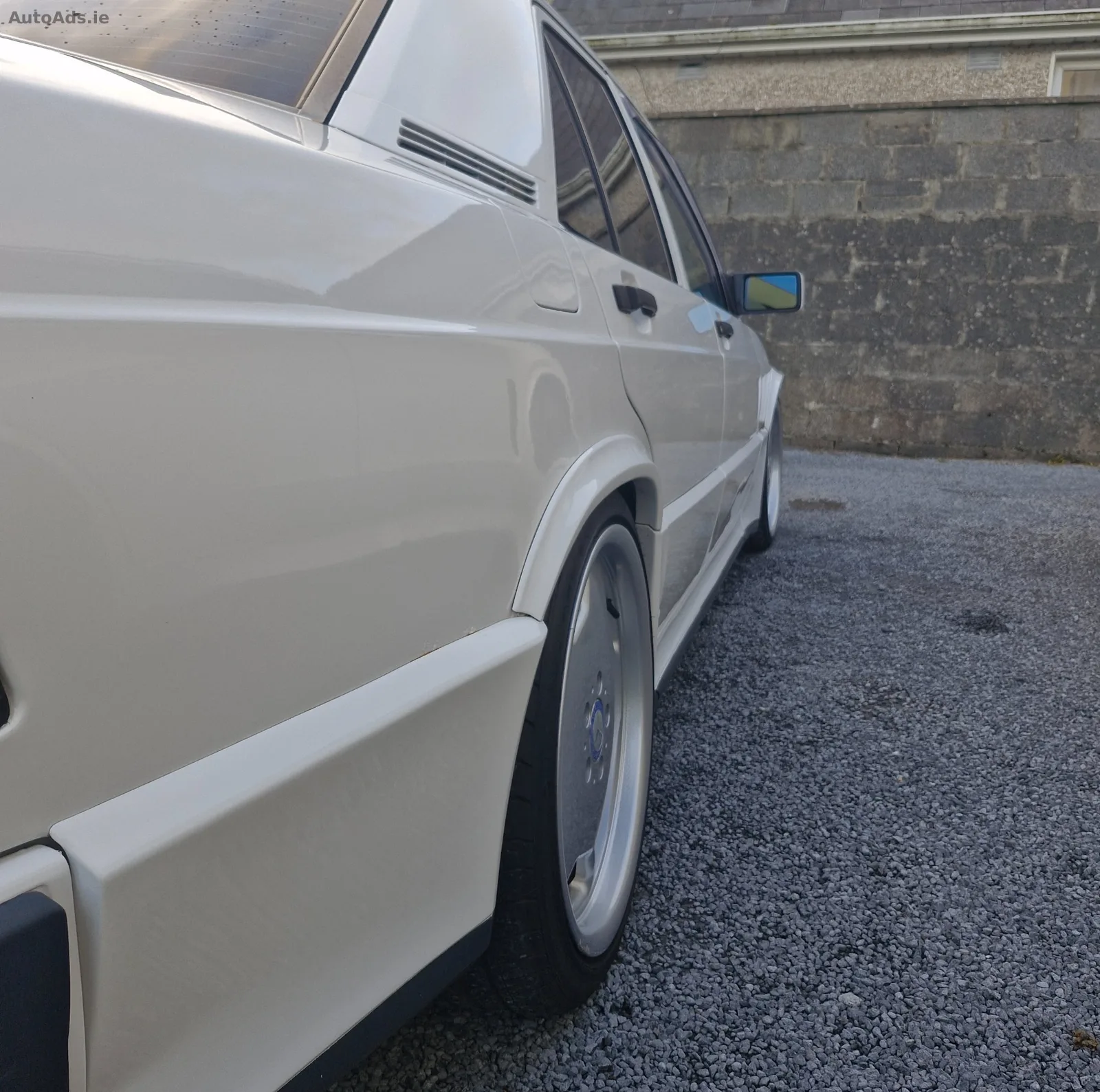 1991 Mercedes-Benz 190E – photo 2