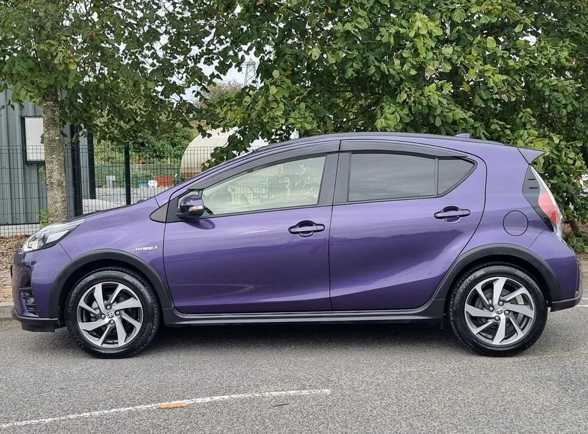 2019 Toyota Aqua – photo 10