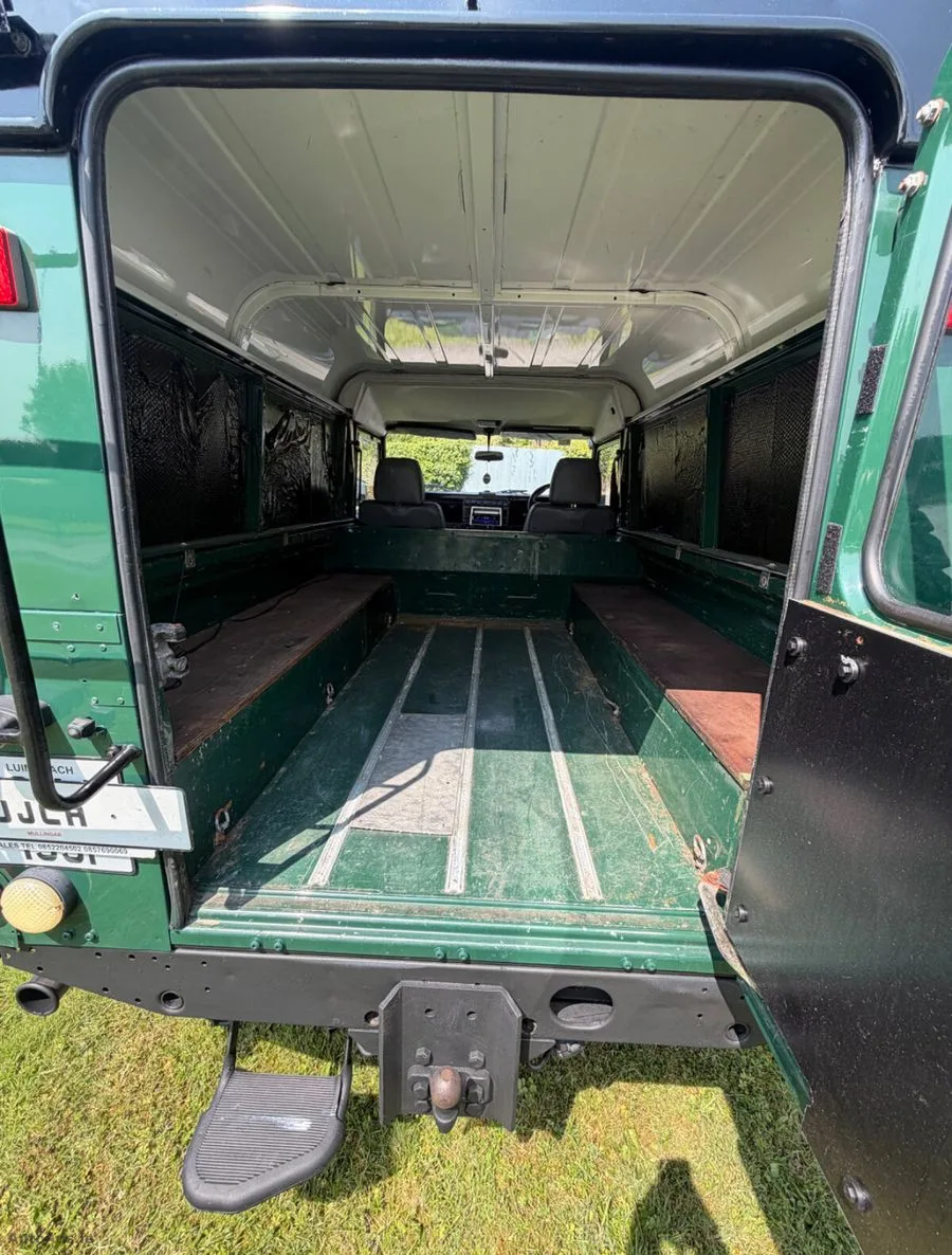 2006 Land Rover Defender – photo 18