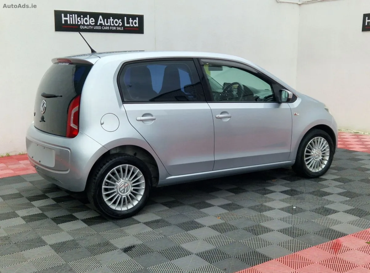 2014 Volkswagen up! – photo 11