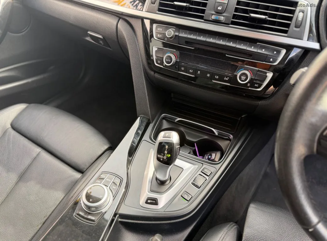 2017 BMW 3 Series – photo 9