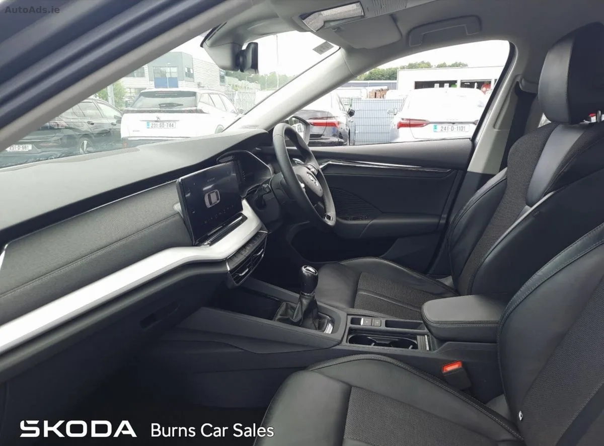 2023 Skoda Octavia – photo 4