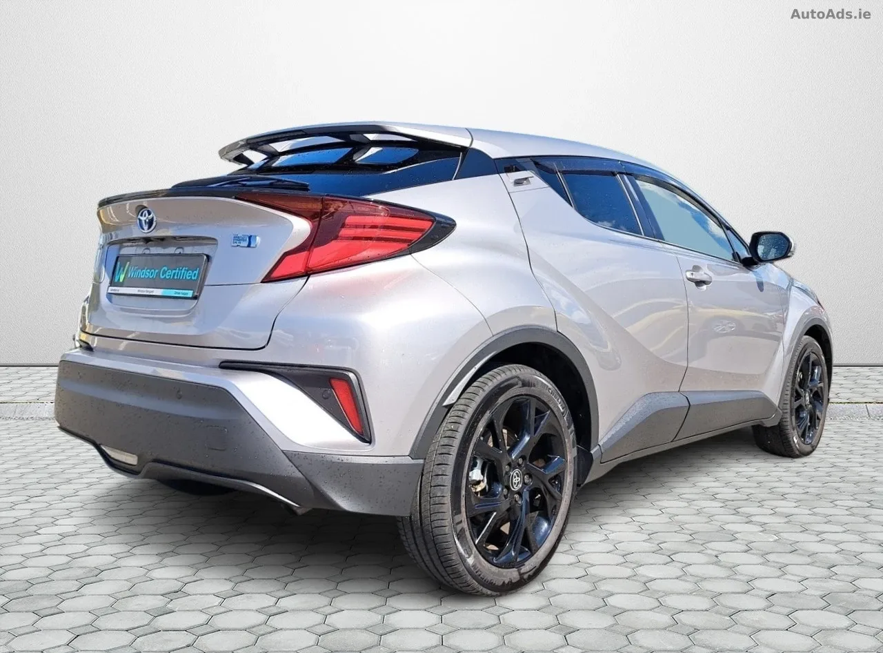 2021 Toyota C-HR – photo 2