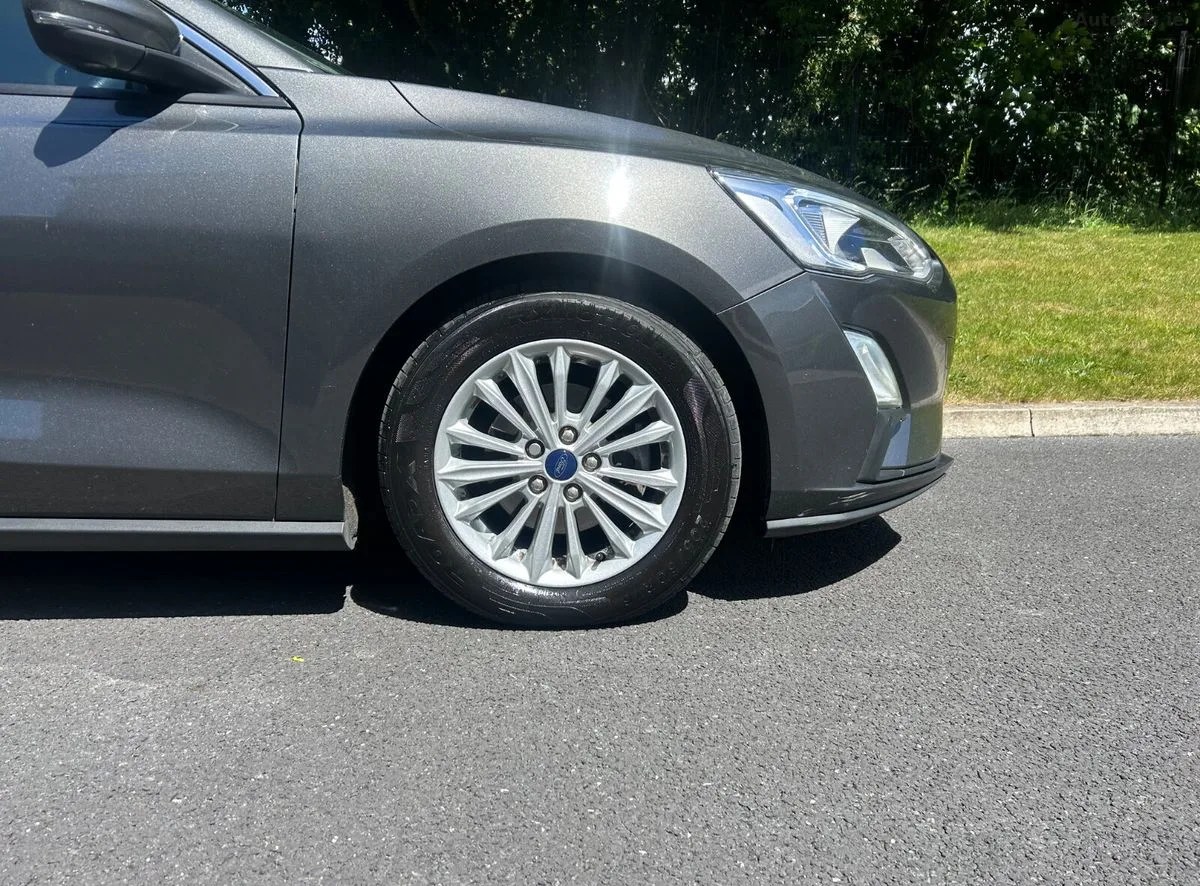 2019 Ford Focus – photo 6