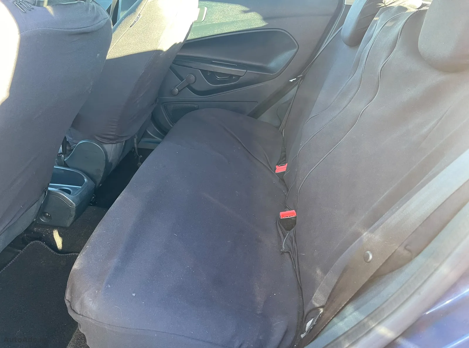 2012 Ford Fiesta – photo 4