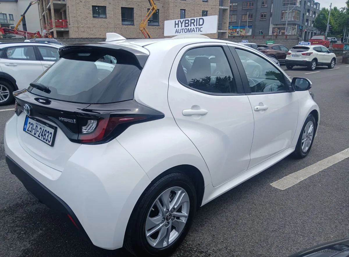 2023 Toyota Yaris – photo 6