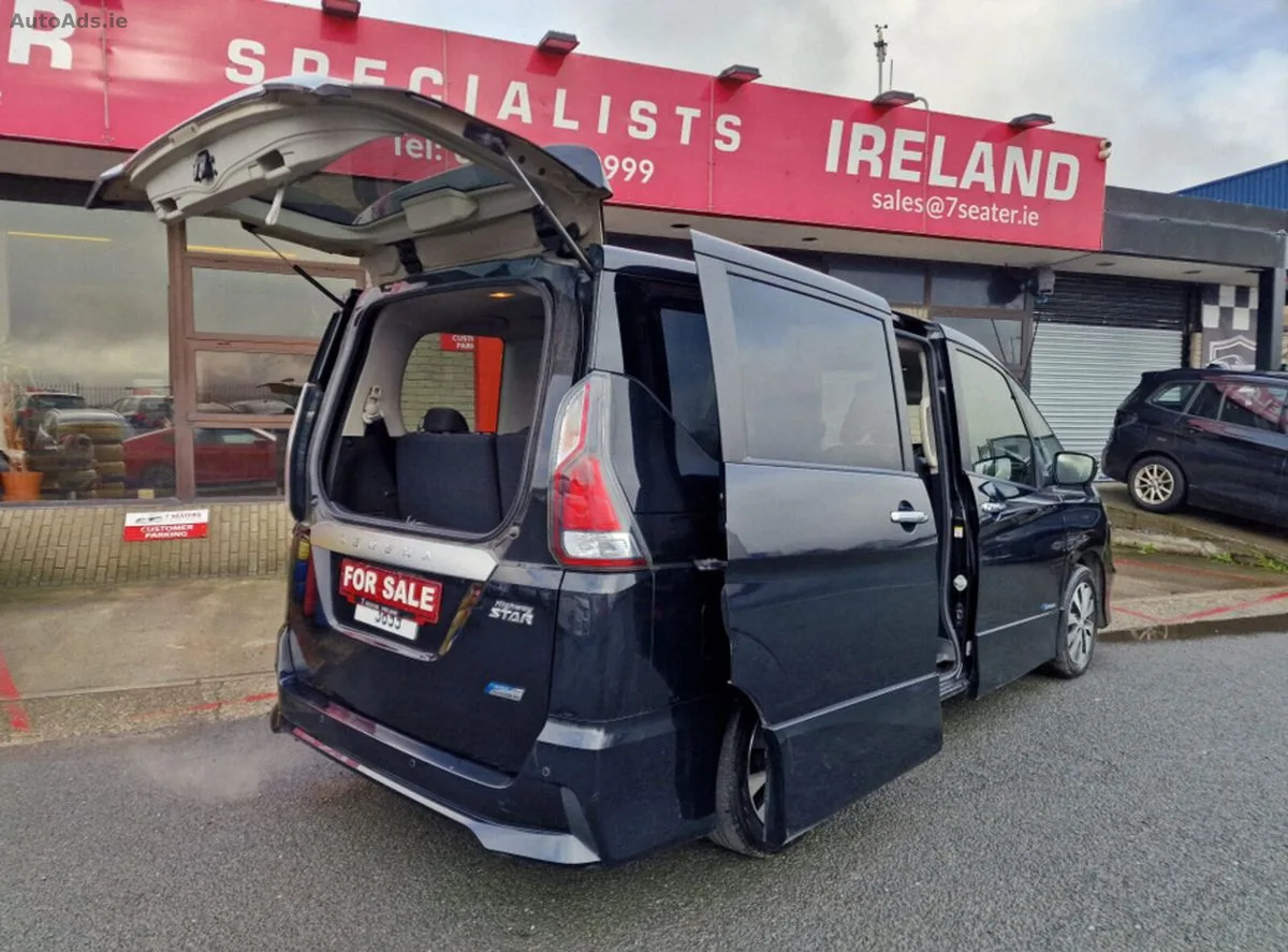 2017 Nissan Serena – photo 8