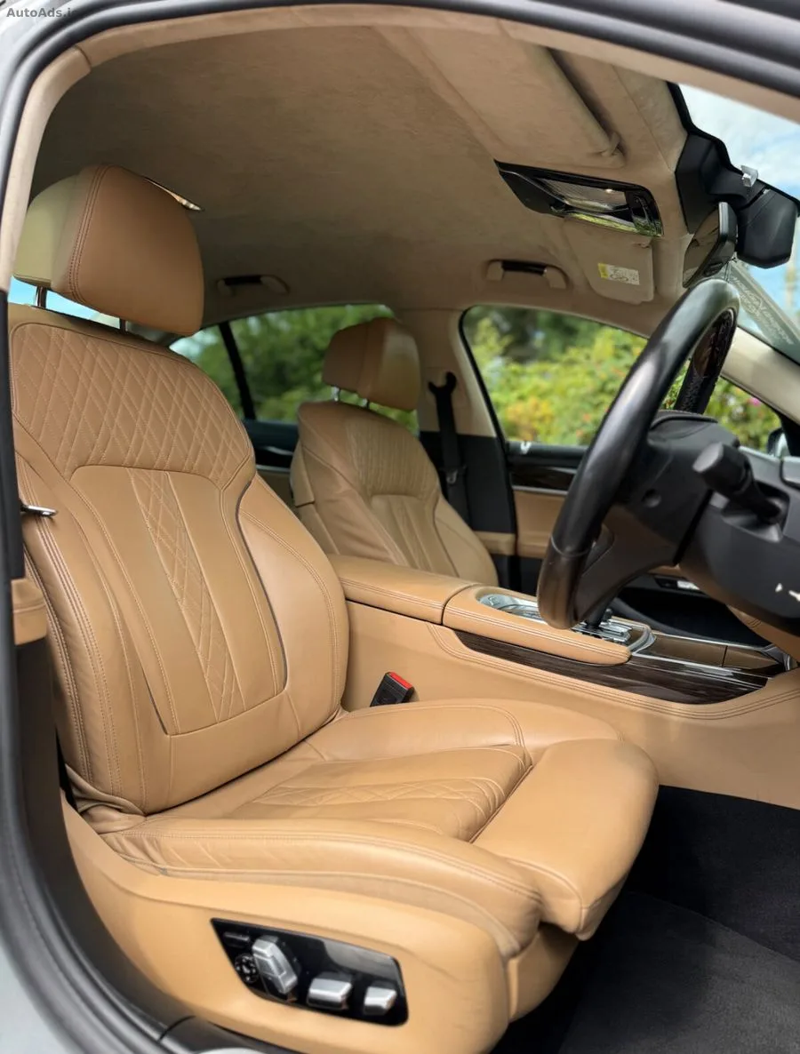 2018 BMW 7-Series – photo 17