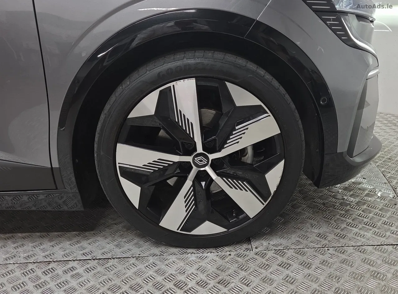 2023 Renault Megane E-Tech – photo 7