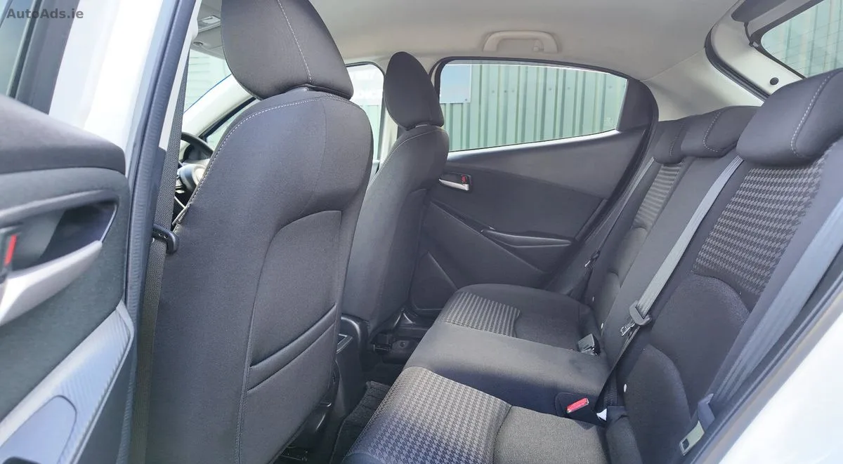 2018 Mazda Demio – photo 18