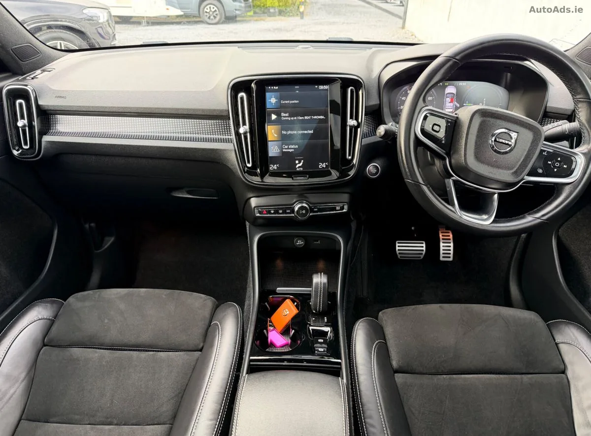 2022 Volvo XC40 – photo 11