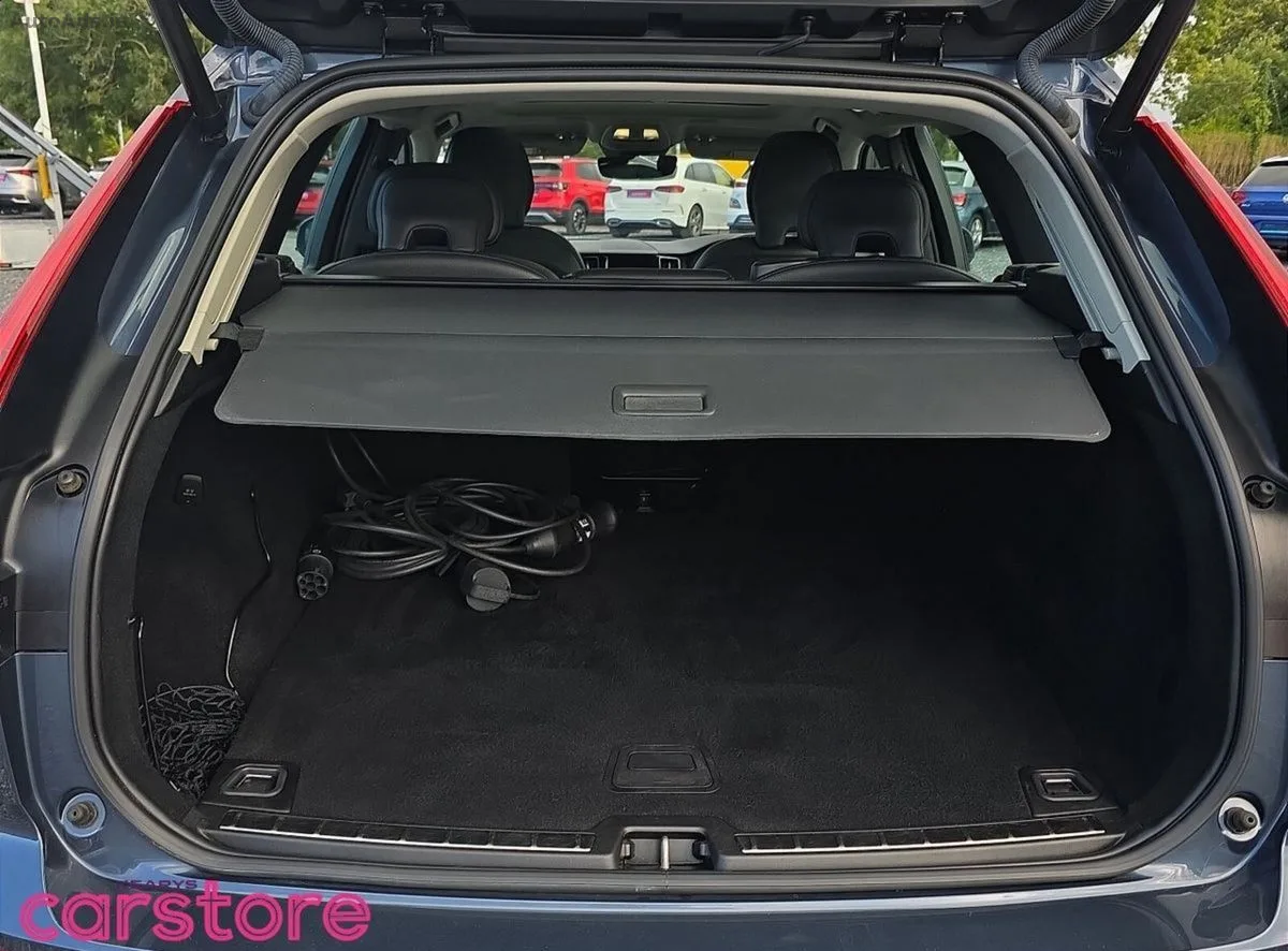 2023 Volvo XC60 – photo 17