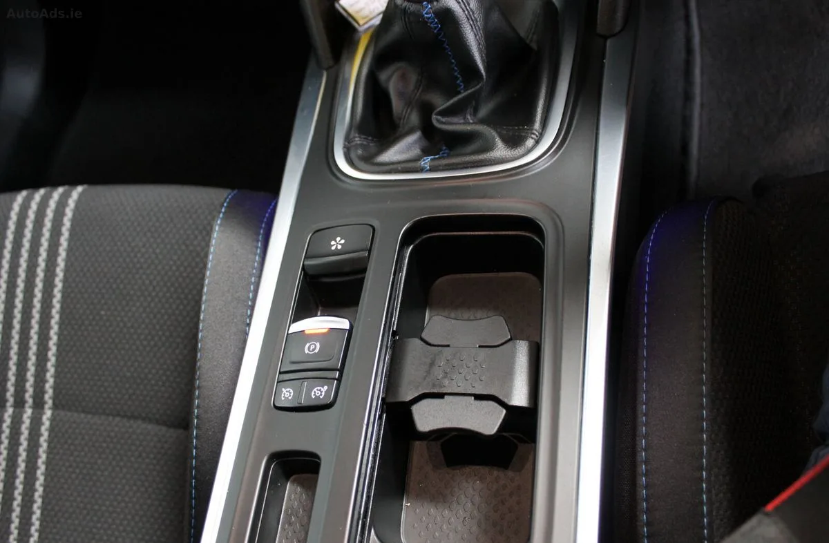 2020 Renault Megane – photo 20