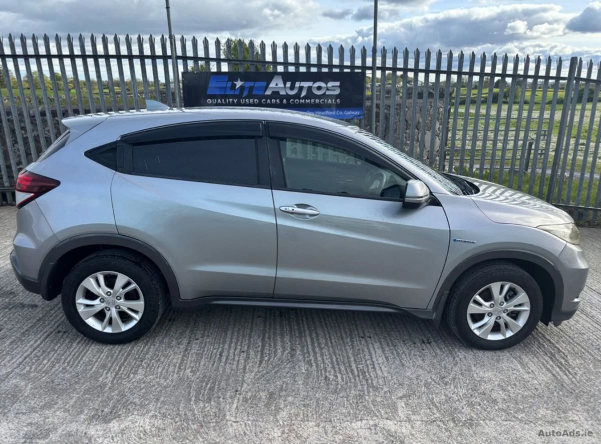 2014 Honda Vezel – photo 2