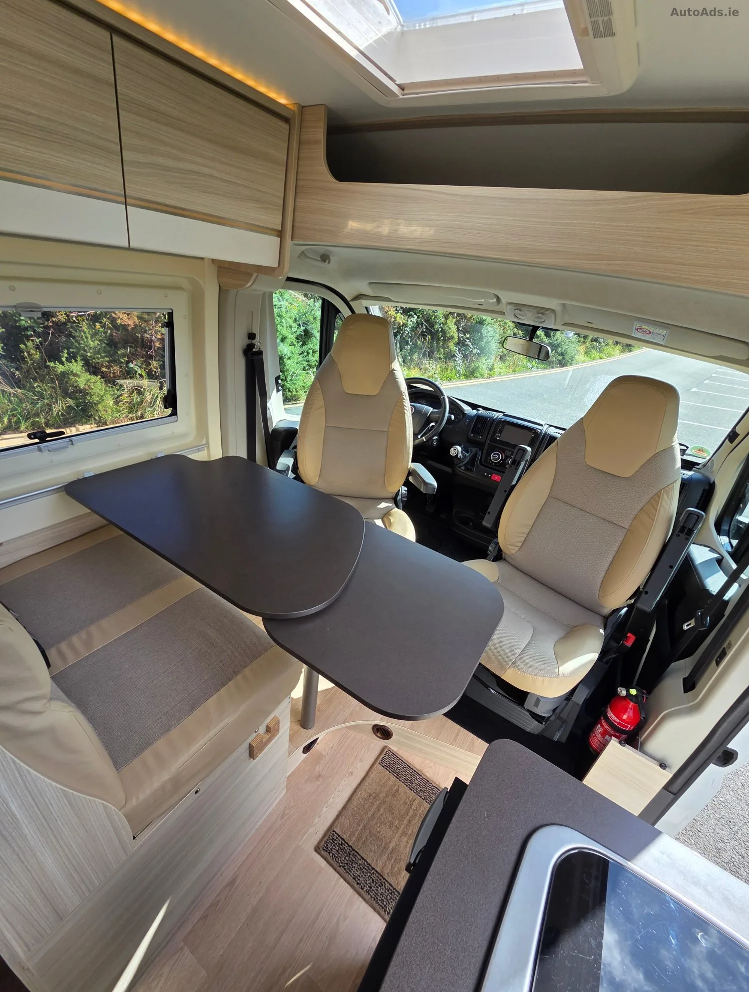 2020 Rapido 2020 RAPIDO DREAMER D42 FRENCH BED – photo 14
