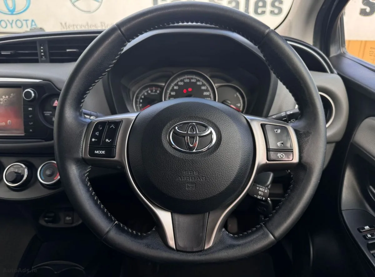 2016 Toyota Yaris – photo 16