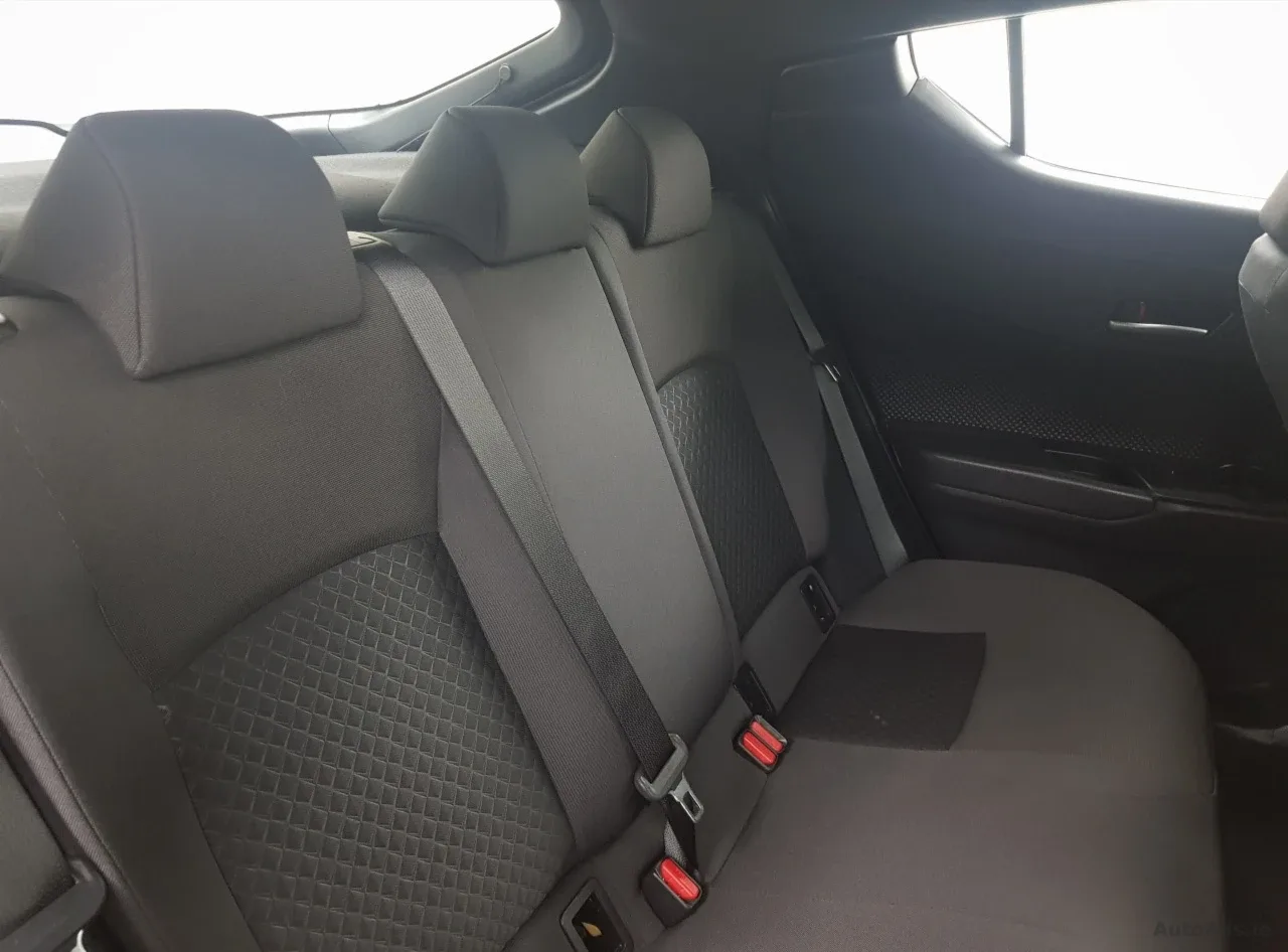 2023 Toyota C-HR – photo 18