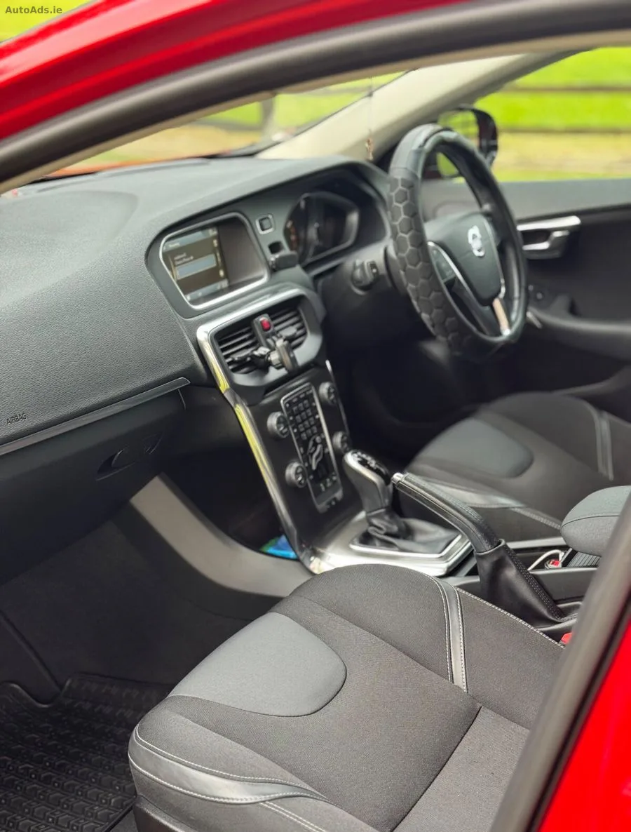2015 Volvo V40 – photo 15
