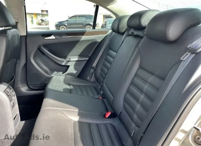2016 Volkswagen Jetta – photo 4