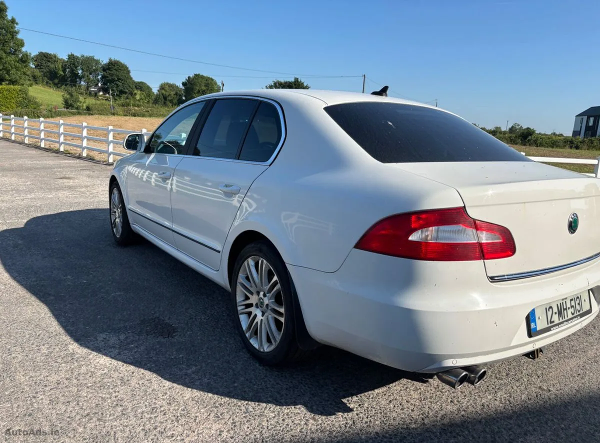 2012 Skoda Superb – photo 8
