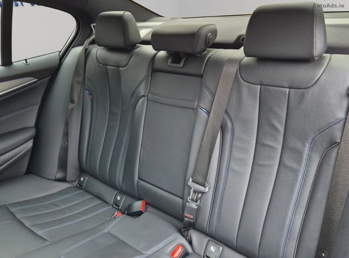 2019 BMW 5-Series – photo 17