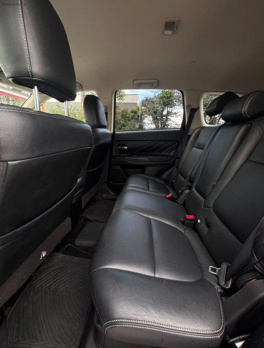 2016 Mitsubishi Outlander – photo 17