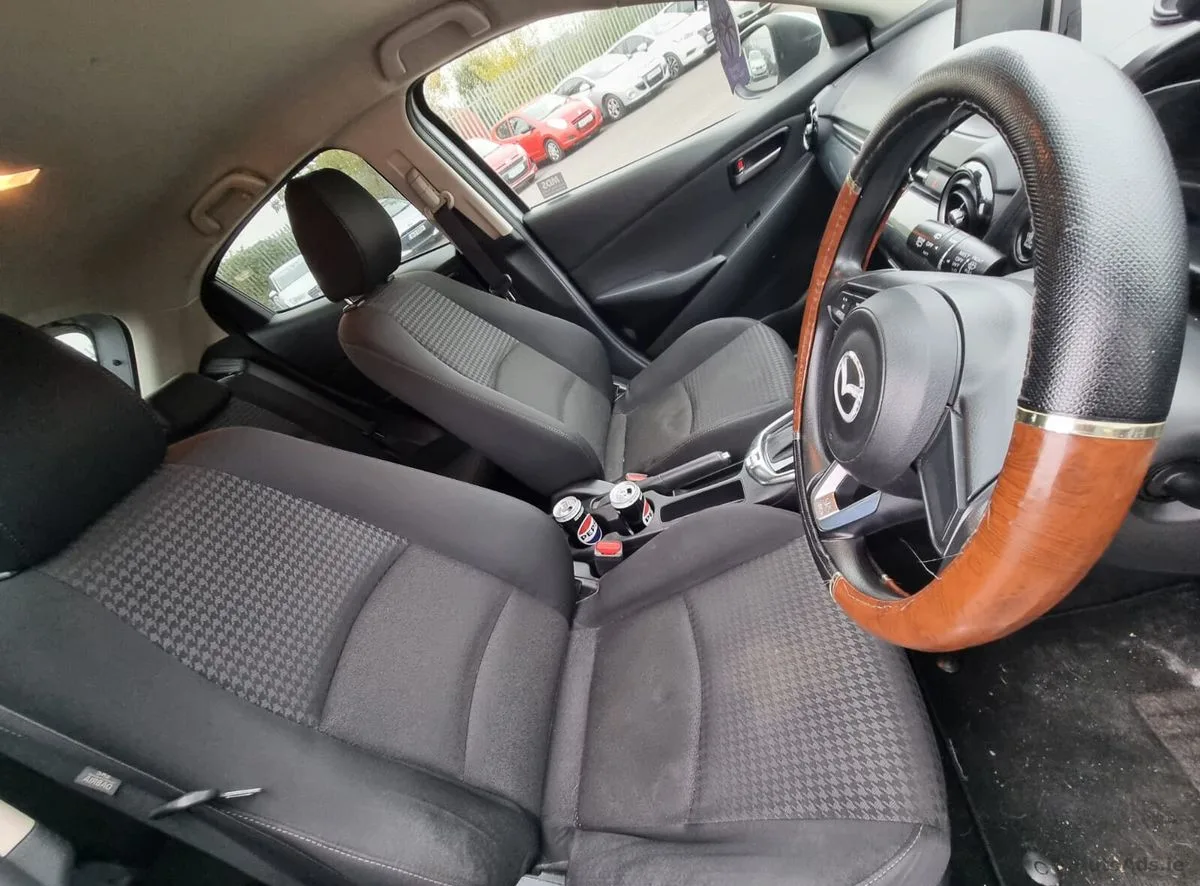 2017 Mazda Demio – photo 19
