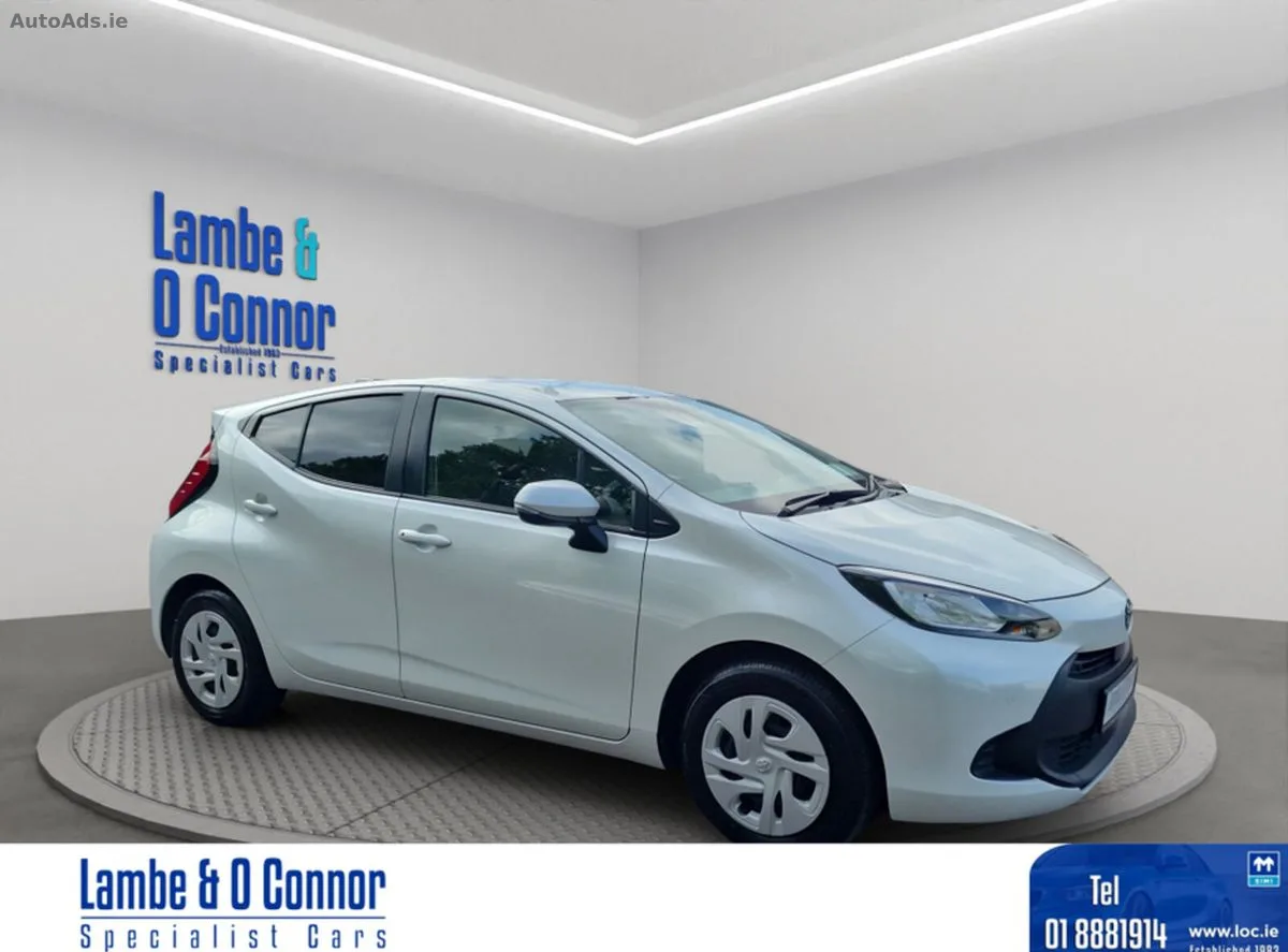 2021 Toyota Aqua – photo 2