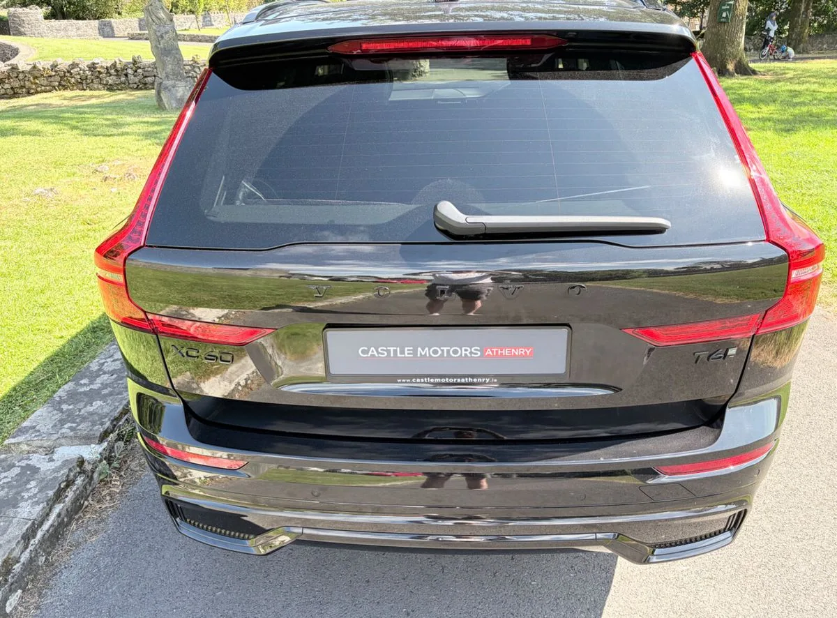 2025 Volvo XC60 – photo 9