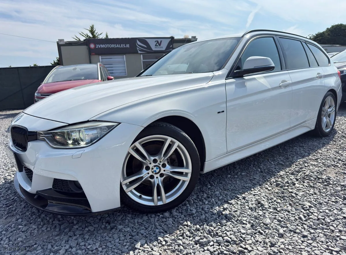 2013 BMW 3-Series – photo 2