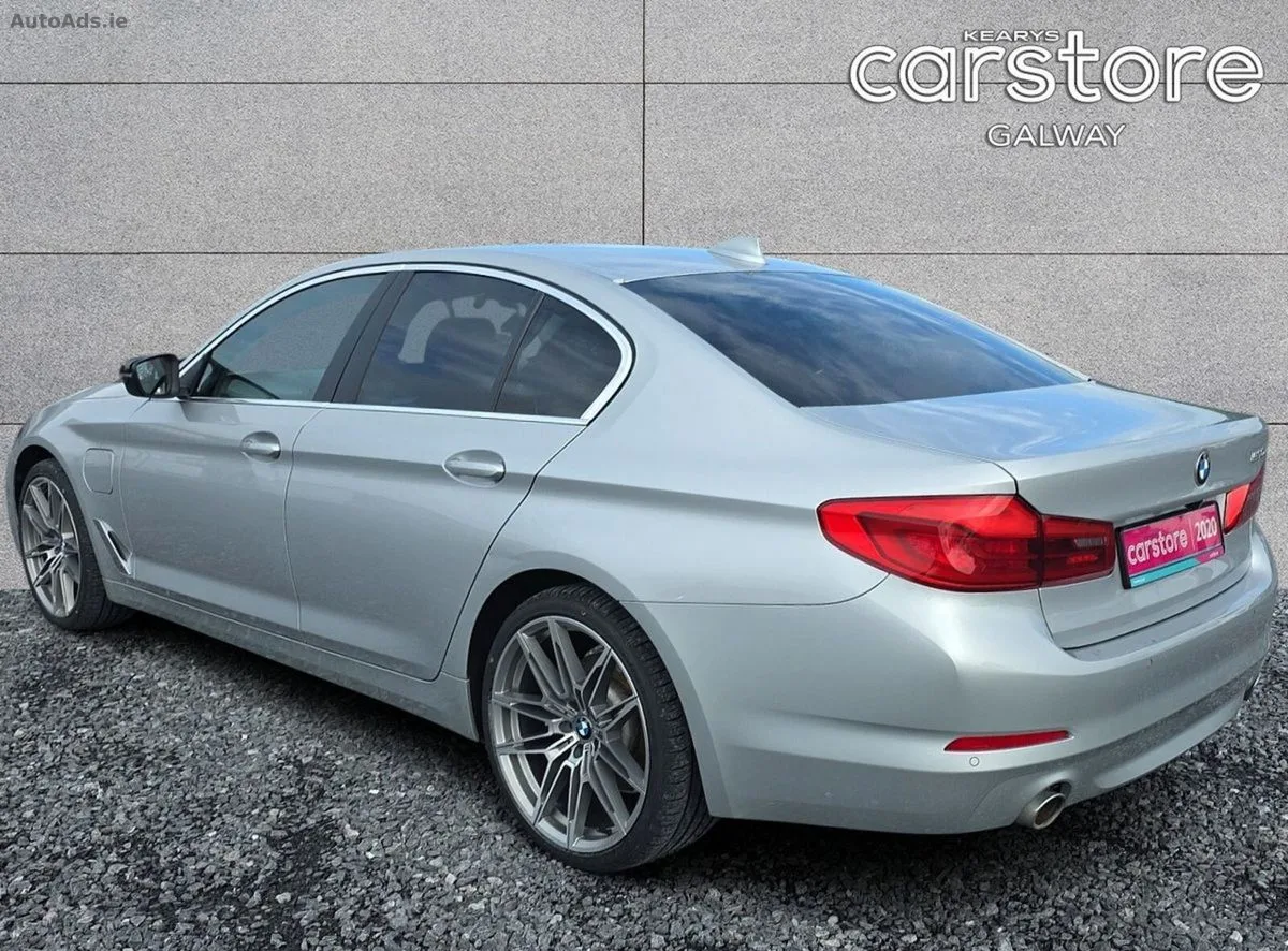 2020 BMW 5-Series – photo 5