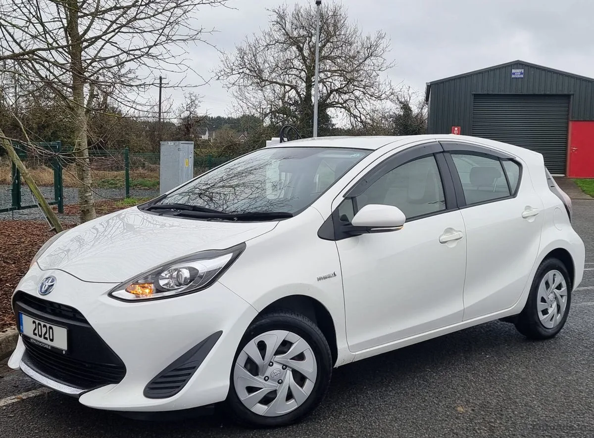 2020 Toyota Aqua – photo 14