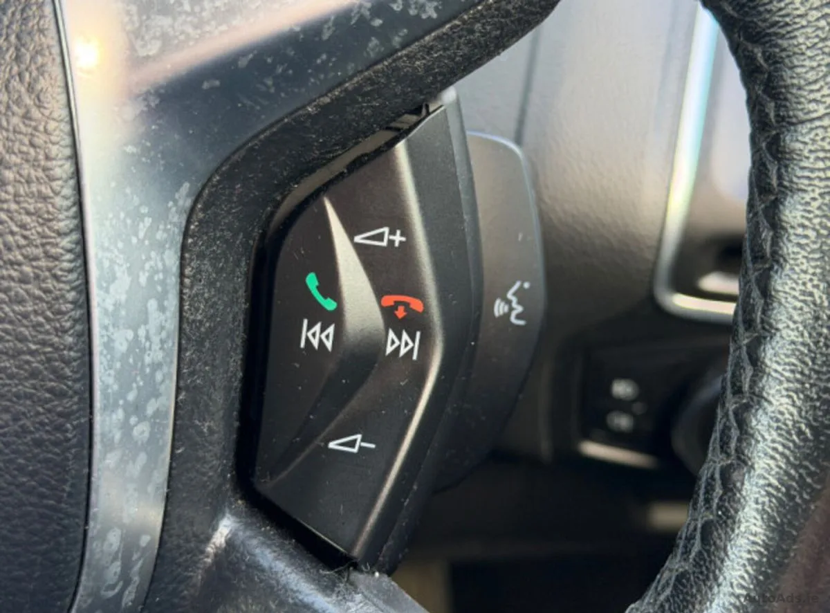 2011 Ford Focus – photo 17