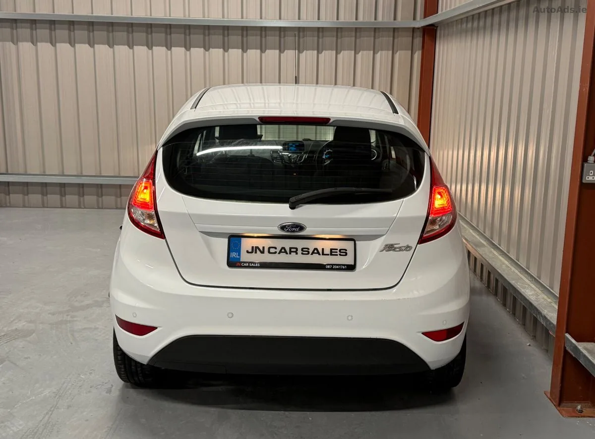 2015 Ford Fiesta – photo 7