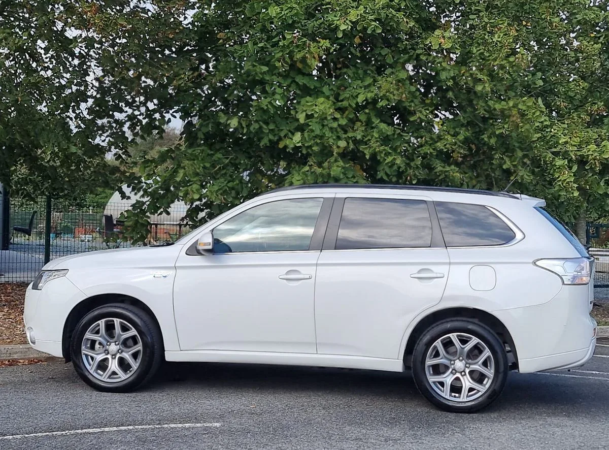 2015 Mitsubishi Outlander – photo 17
