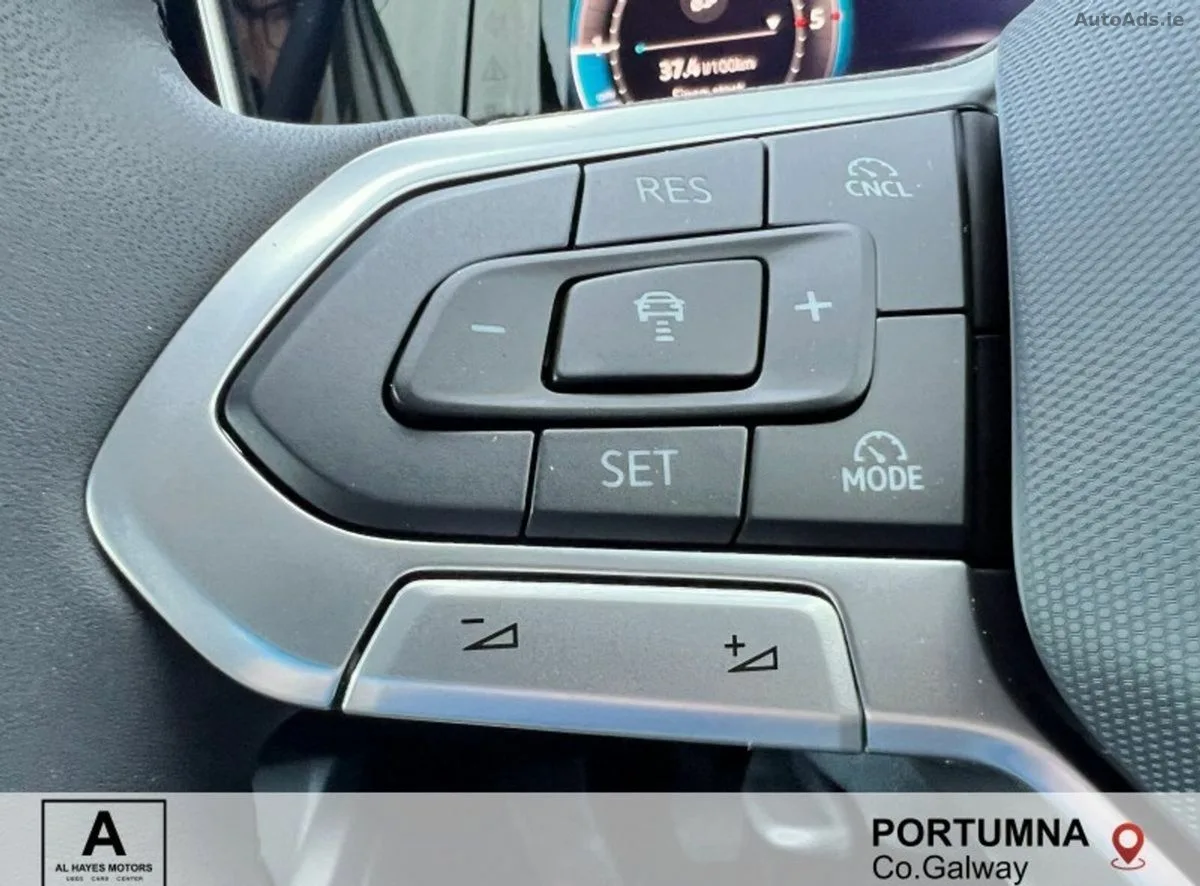 2025 Volkswagen Golf – photo 12