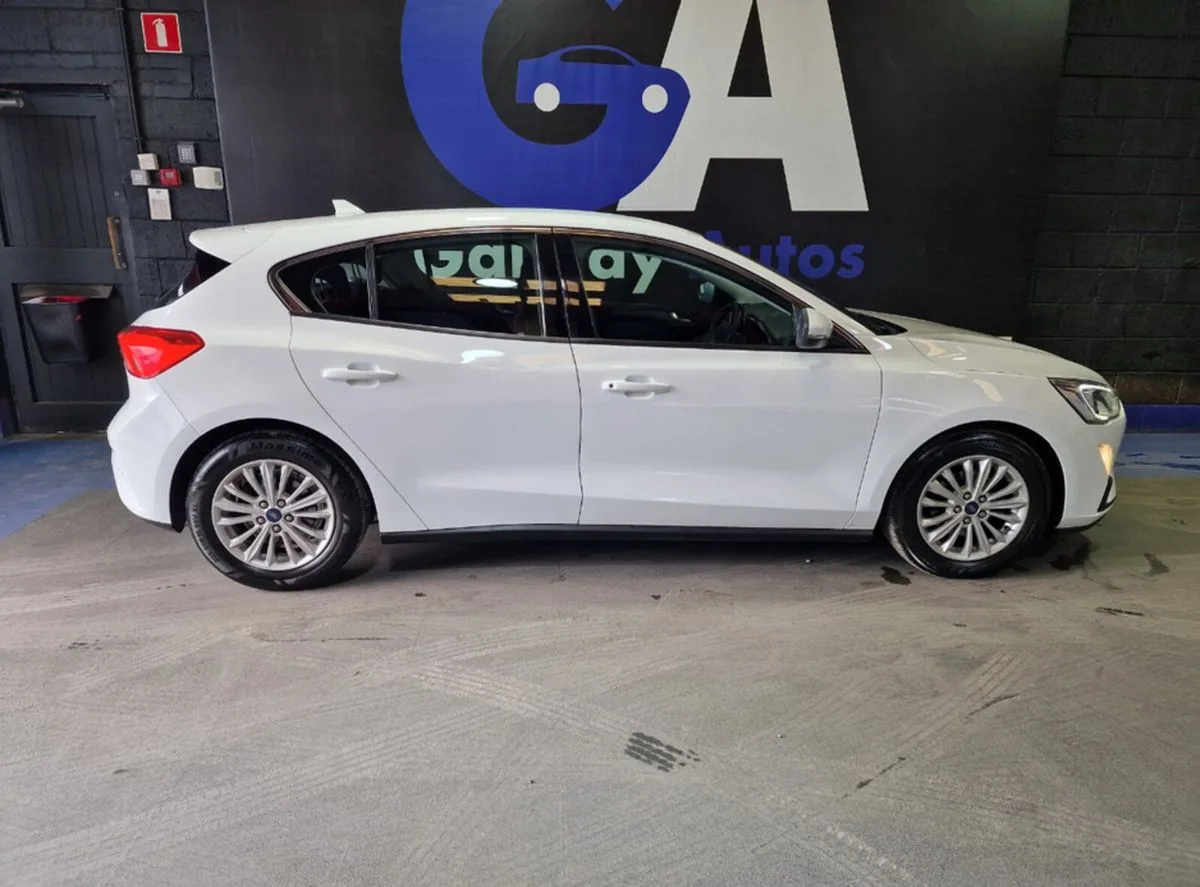 2019 Ford Focus – photo 11