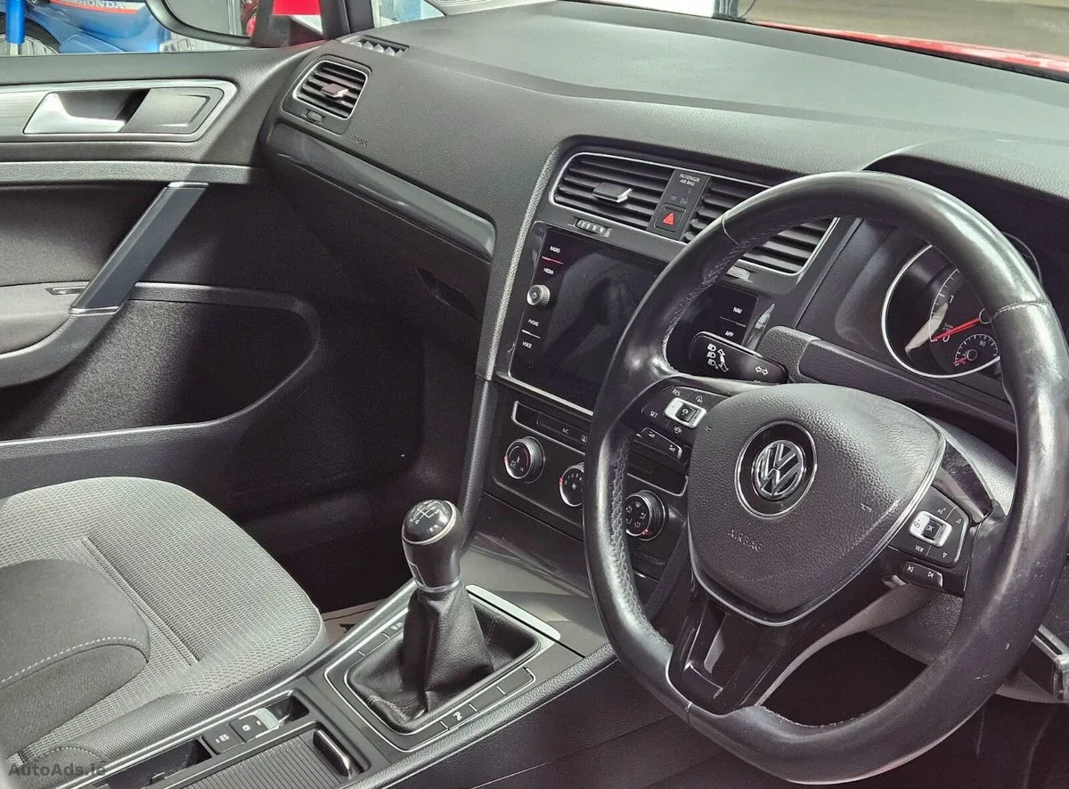 2019 Volkswagen Golf – photo 16