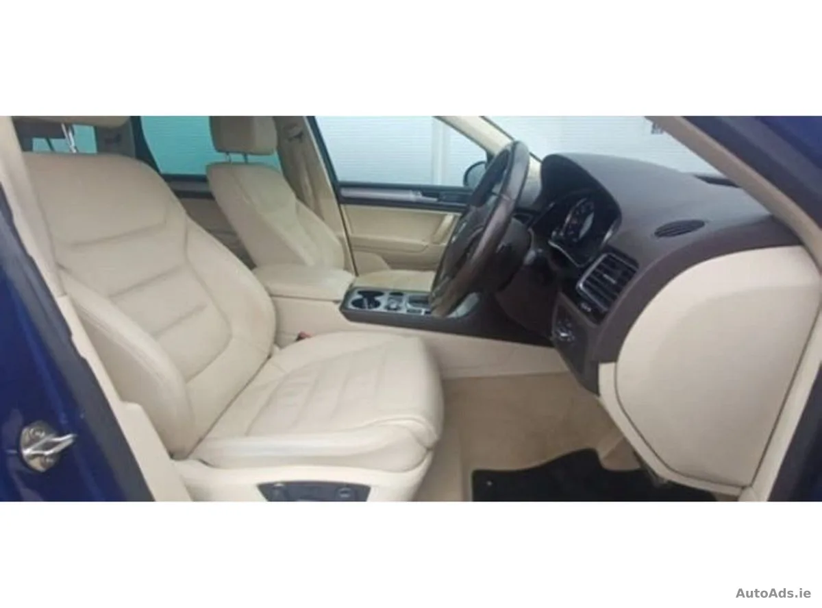 2018 Volkswagen Touareg – photo 2