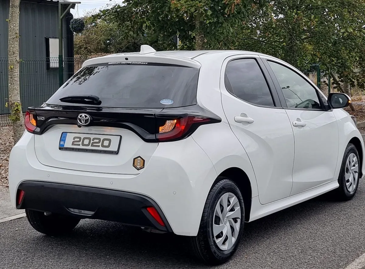 2020 Toyota Yaris – photo 6