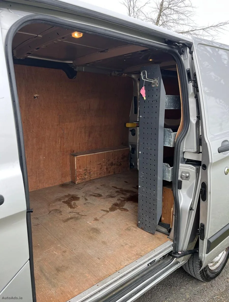 2022 Ford Transit Custom – photo 13