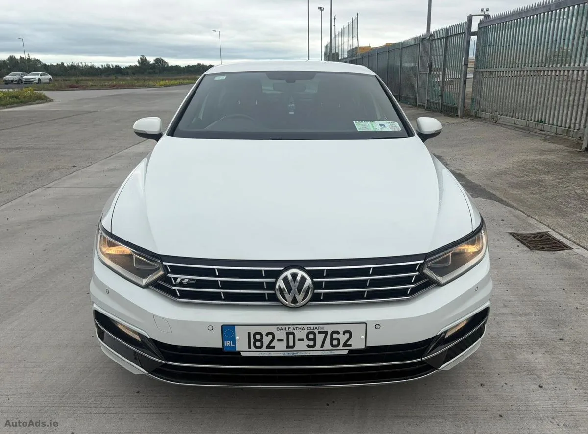 2018 Volkswagen Passat – photo 2