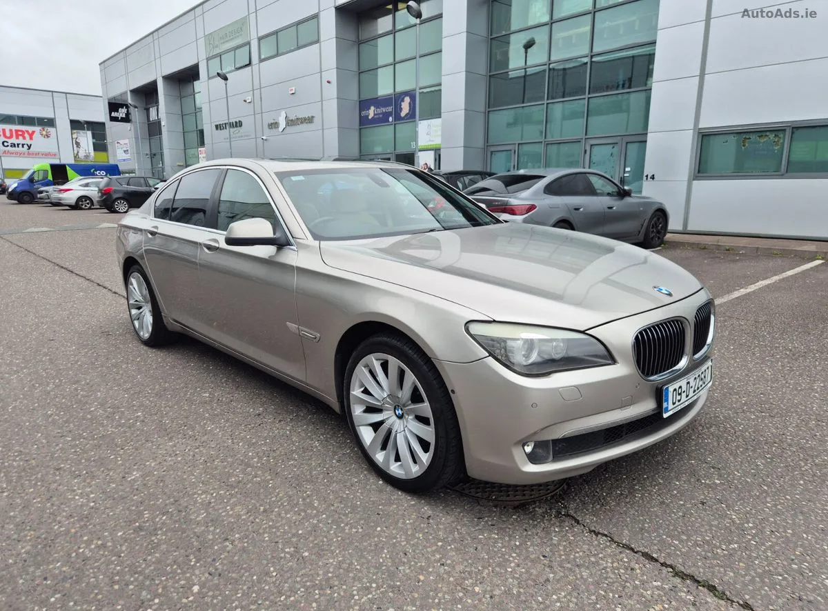 2009 BMW 7-Series – photo 3