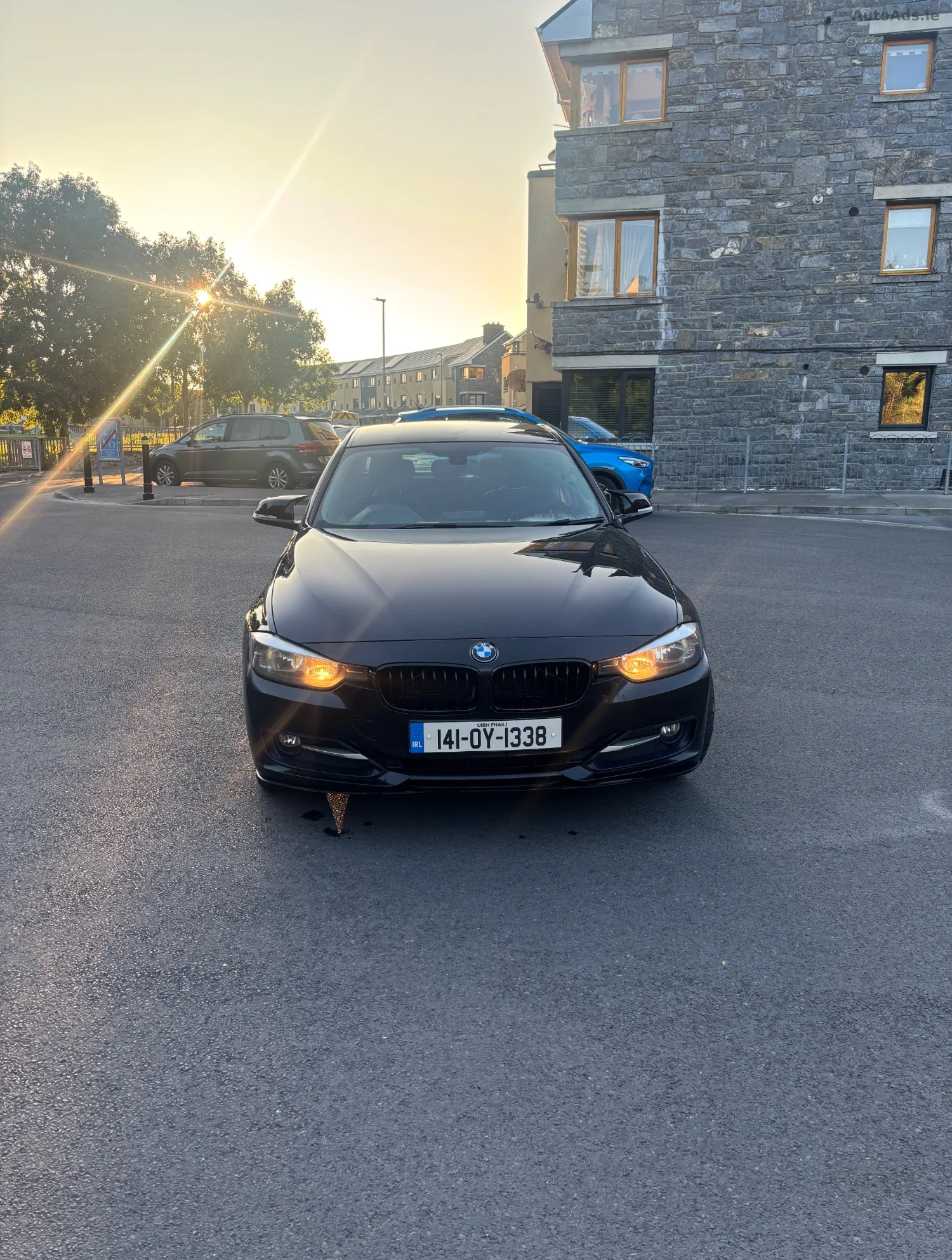 2014 BMW 3 Series – photo 2