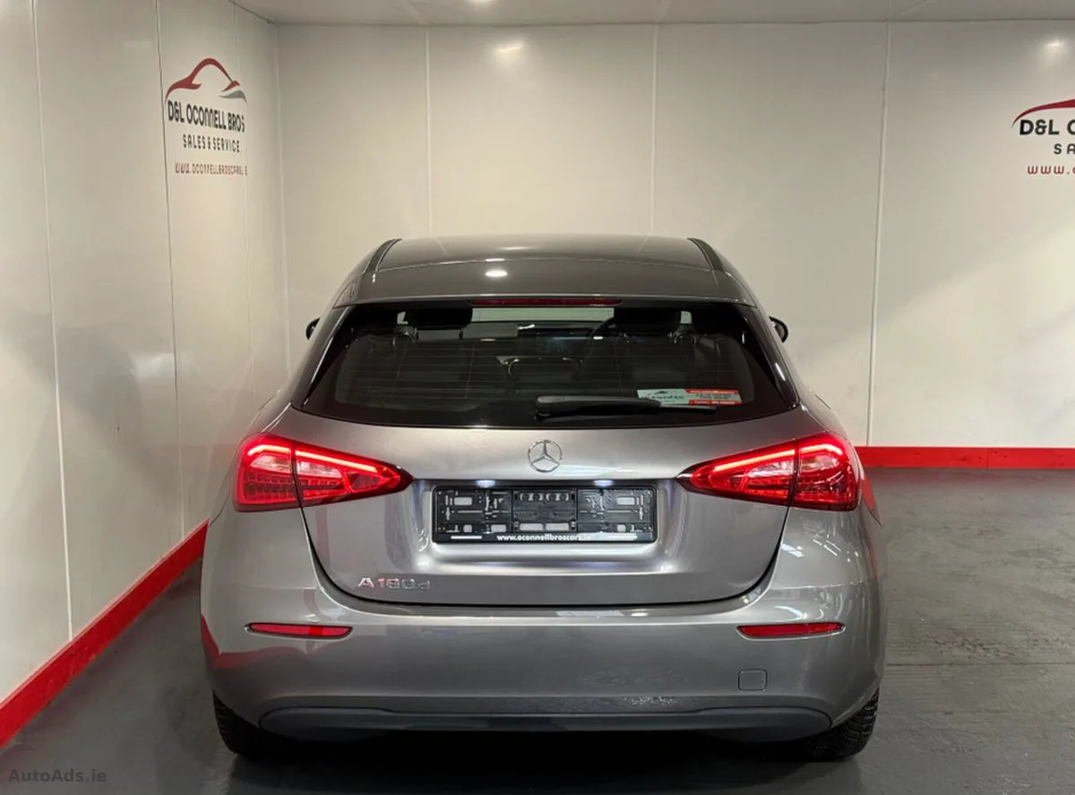 2021 Mercedes-Benz A-Class – photo 4